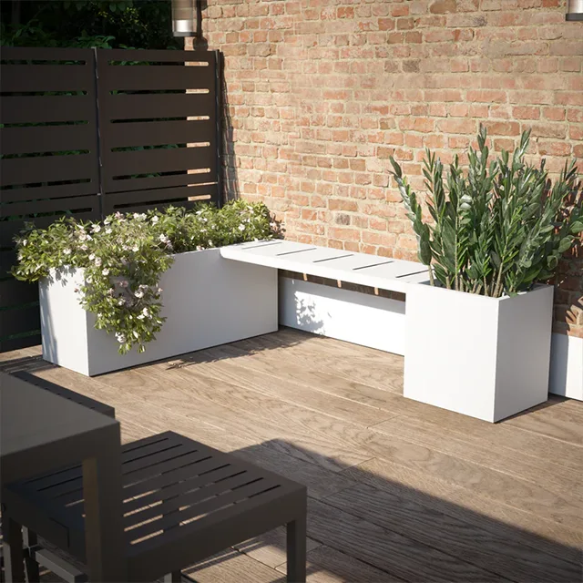 Gnéithe na cathaoireacha lasmuigh.